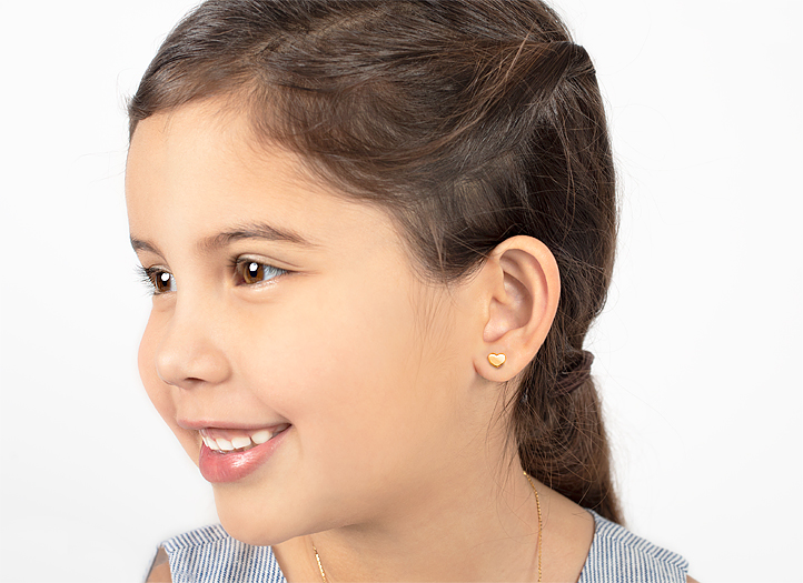 Earring Shown on 5 Year Old Girl