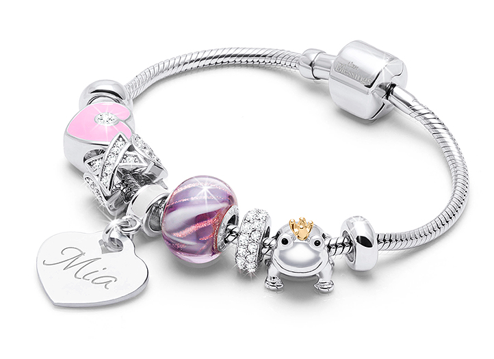 Adoré&trade; Charm Shown on Example Bracelet
