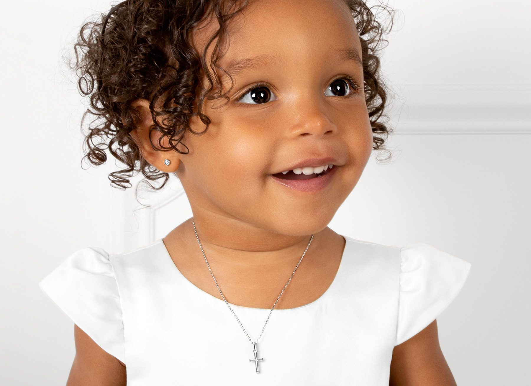 Necklace Shown on 2 Year Old Girl