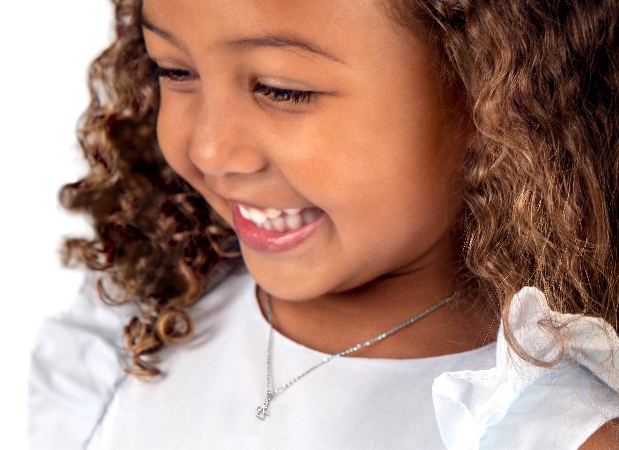Necklace Shown on 4 Year Old Girl
