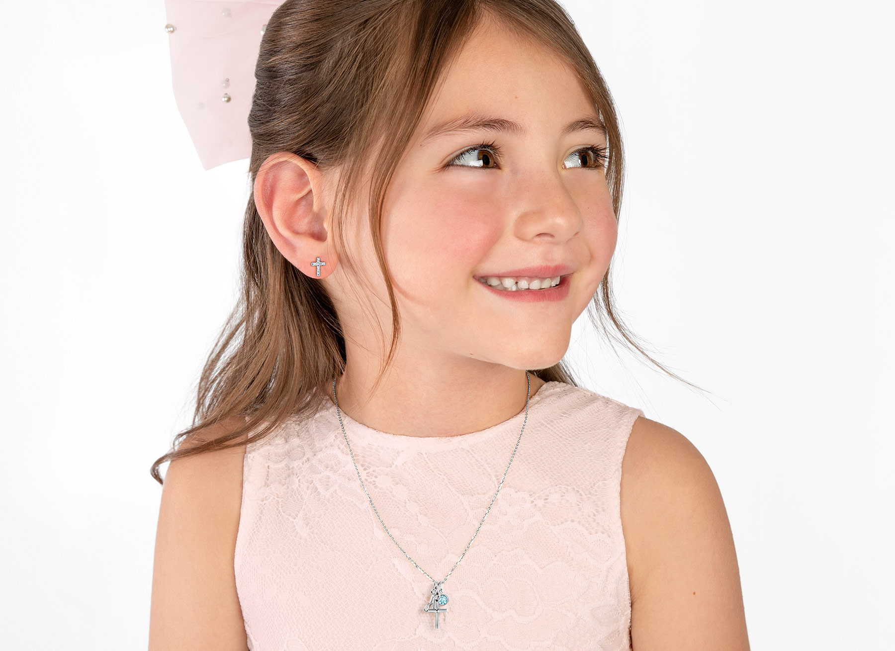 Example Necklace Shown on 7 Year Old Girl