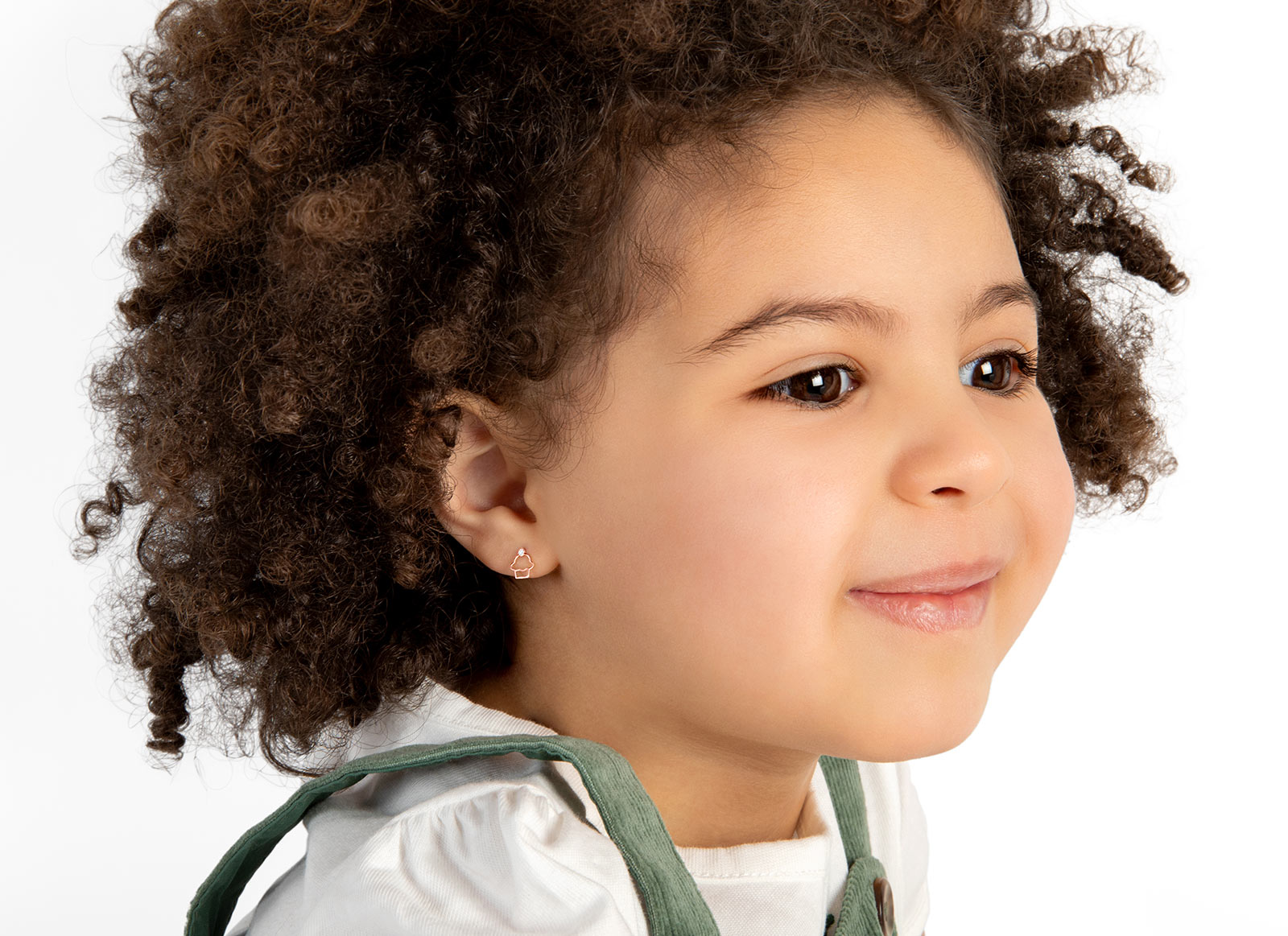 Earring Shown on 3 Year Old Girl
